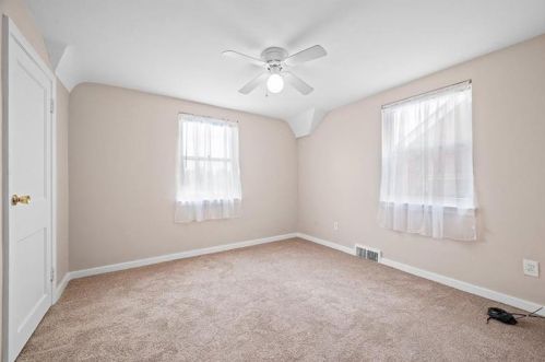 3848 Dalewood St, Pittsburgh PA 15227-3424 exterior