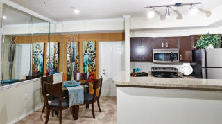 4606 Cedar Springs Rd, Dallas TX  75219-1299 exterior