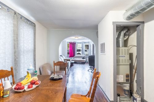 5347 Wood St, Chicago IL 60609-5735 exterior