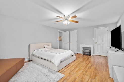 250 Chapel Ridge Rd, Pittsburgh PA  15238-1832 exterior