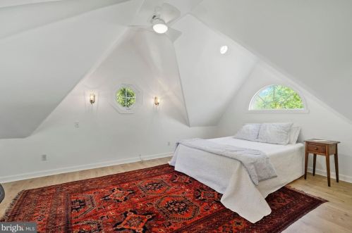 5018 Sherier Pl, Washington DC 20016-3328 exterior