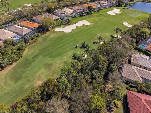 5795 Persimmon Way, Naples FL 34110-2320 exterior