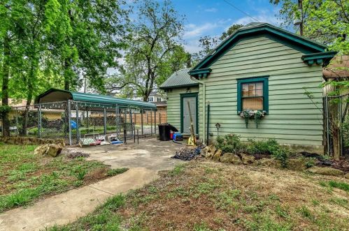 1222 Sears St, Denison TX 75021-2741 exterior