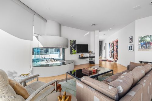 2111 Colter St, Phoenix AZ  85015-2821 exterior