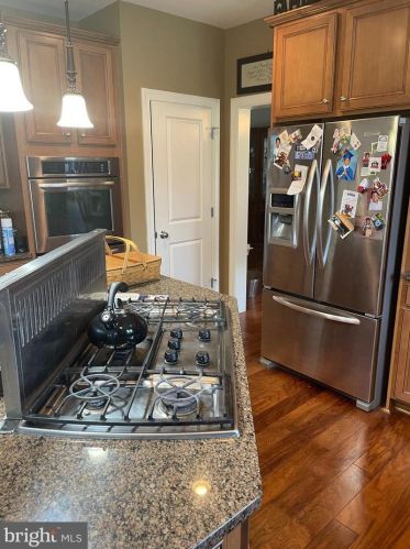 13233 Moonlight Trail Dr, Silver Spring MD  20906-6712 exterior