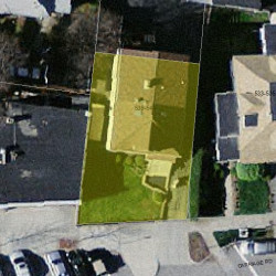 541 Commonwealth Ave, Newton MA  02459-1601 aerial view