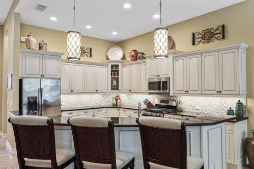 6517 Roma Way, Naples FL 34113-1721 exterior