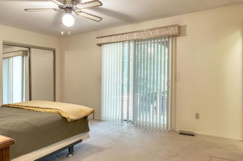 12079 Craig Vw Dr, Saint Louis MO 63146-5211 exterior