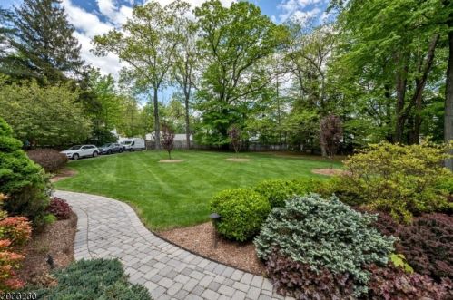 18 Sanders Rd, Rockaway, NJ 07866-2009