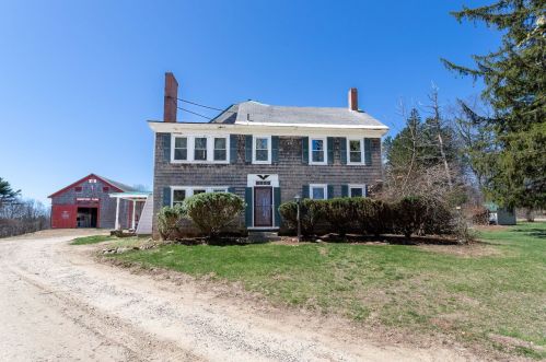 1240 Franklin Pierce Hwy, Barrington NH 03825-7331 exterior