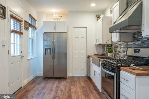 355 Ross St, Lancaster PA 17602-1941 exterior