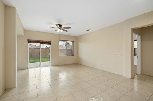 32831 Aden Cir, Temecula CA 92592-8185 exterior