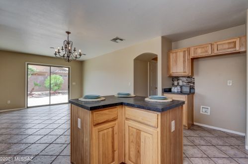 635 Emerald Key Dr, Green Valley AZ 85614-5251 exterior