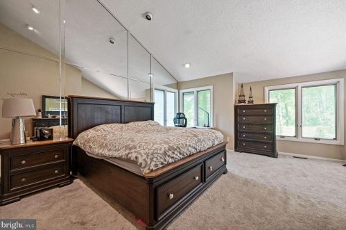 204 Sayre Dr, Princeton NJ 08540-5826 exterior