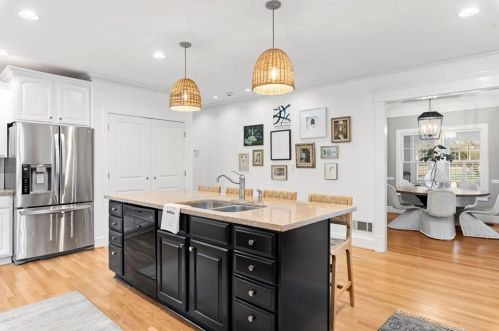 875 Kings Ct, Atlanta GA 30306-3431 exterior