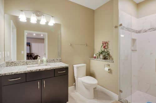 4904 Palmetto Dr, Fort Pierce FL 34982-3222 exterior