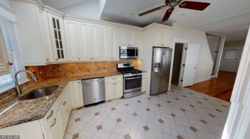 40 Dunnell Rd, Maplewood NJ  07040-1333 exterior