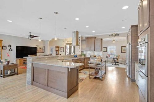 30 Highland Dr, Jackson Twp, NJ 08527-1213