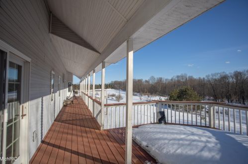 21259 Madison Ave, Big Rapids MI 49307-9754 exterior