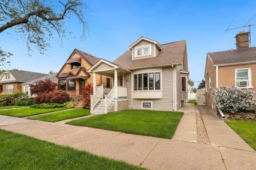 4845 Meade Ave, Chicago, IL 60630-2901