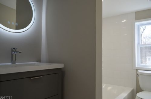 10 Fairfield Ave, Warren NJ  07059-5706 exterior