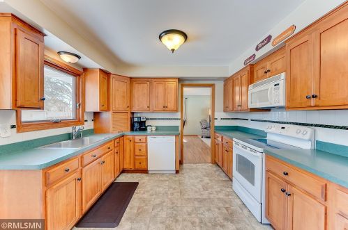 550 20 Ave, South Saint Paul MN 55075-2114 exterior