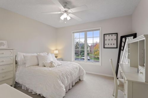 3544 Crestmoor Dr, Saint Paul MN 55125-5028 exterior