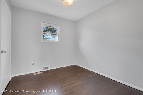 41 Beam Ave, Jackson Twp NJ  08527-2506 exterior