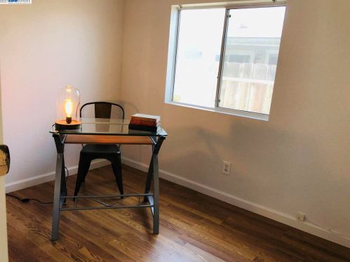 2755 Walnut Rd, Turlock CA  95382-9583 exterior