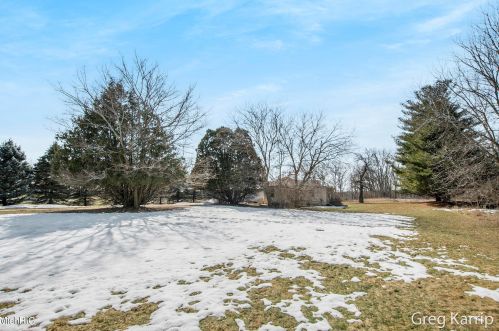 1121 Maynard Rd, Portland, MI 48875-1225