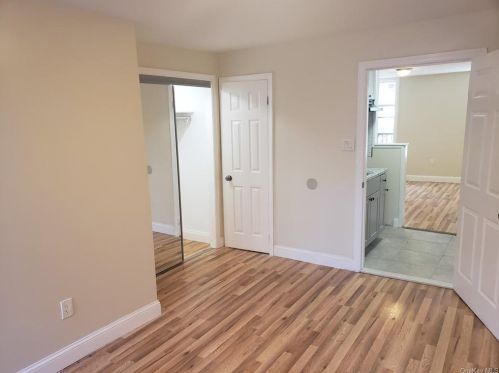 1414 Crotona Park, Bronx NY 10460-4738 exterior