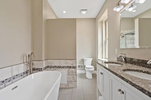 131 Marshall Ave, Pittsburgh PA 15214-2723 exterior