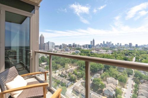 270 17th St, Atlanta GA  30309-3324 exterior