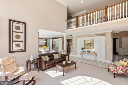 101 Indian Springs Dr, Media PA 19063-5622 exterior