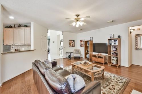 19405 Dee Oaks Dr, Humble TX 77346-2920 exterior