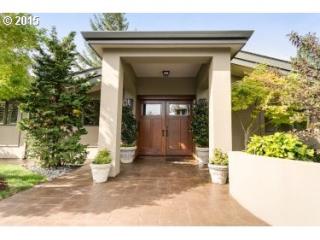 4419 Carl Pl, Portland, OR 97239-1518