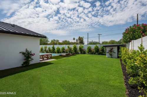 5812 44th Pl, Phoenix AZ  85040-4056 exterior