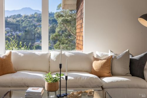 85 Shelley Dr, Mill Valley CA 94941-1579 exterior