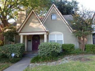 5307 Monticello Ave, Dallas TX  75206-6037 exterior