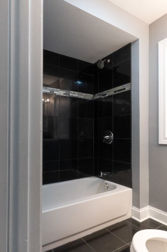 6345 Eddy St, Chicago IL 60641-3246 exterior