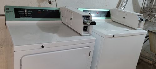 7414 Chappel Ave, Chicago IL 60649-3620 exterior