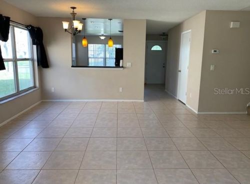 860 Maple Forest Dr, Orlando FL  32825-6447 exterior