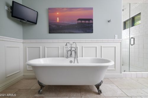 4507 Cheery Lynn Rd, Phoenix AZ 85018-6448 exterior