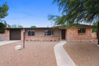 6232 Eastland St, Tucson, AZ 85711-4642