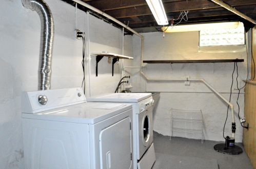 1329 91, Milwaukee WI 53224-4712 exterior