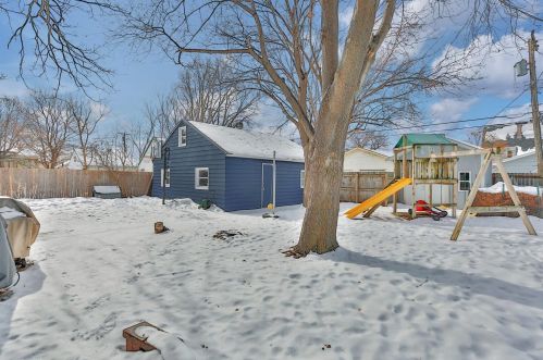 114 4 Ave, South Saint Paul MN 55075-2095 exterior