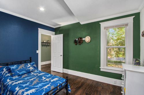 231 4 Ave, Three Rivers MI 49093-1509 exterior