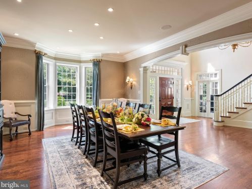 271 Blackburn Dr, Berwyn PA  19312-2801 exterior