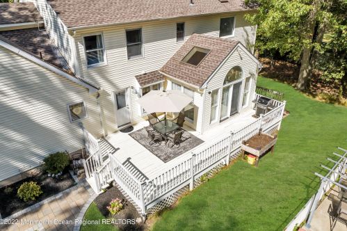 5 Dickens Ct, Jackson Twp NJ  08527-2844 exterior