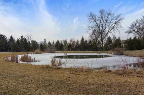 3301 Wagon Wheel Rd, Manitowoc WI 54220-8713 exterior